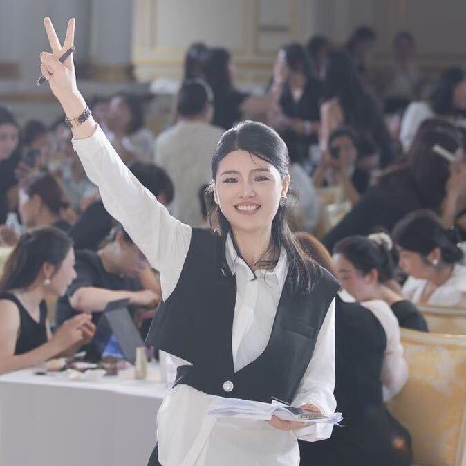 可爱可甜-娟子