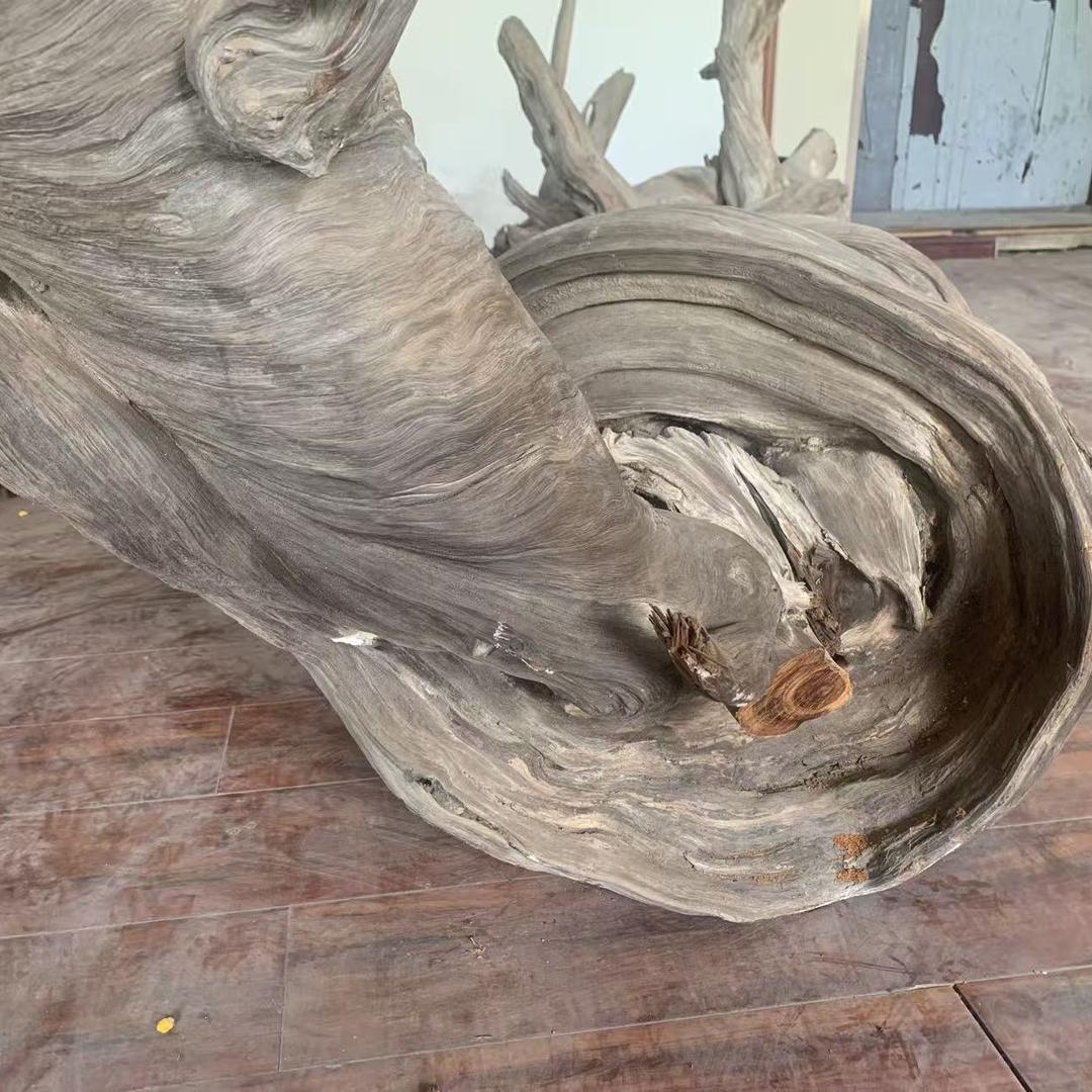 小黑柏品根艺馆