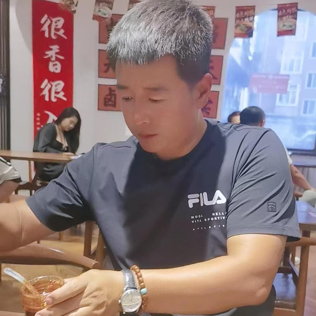 绥化市铭大二手车（东亮）