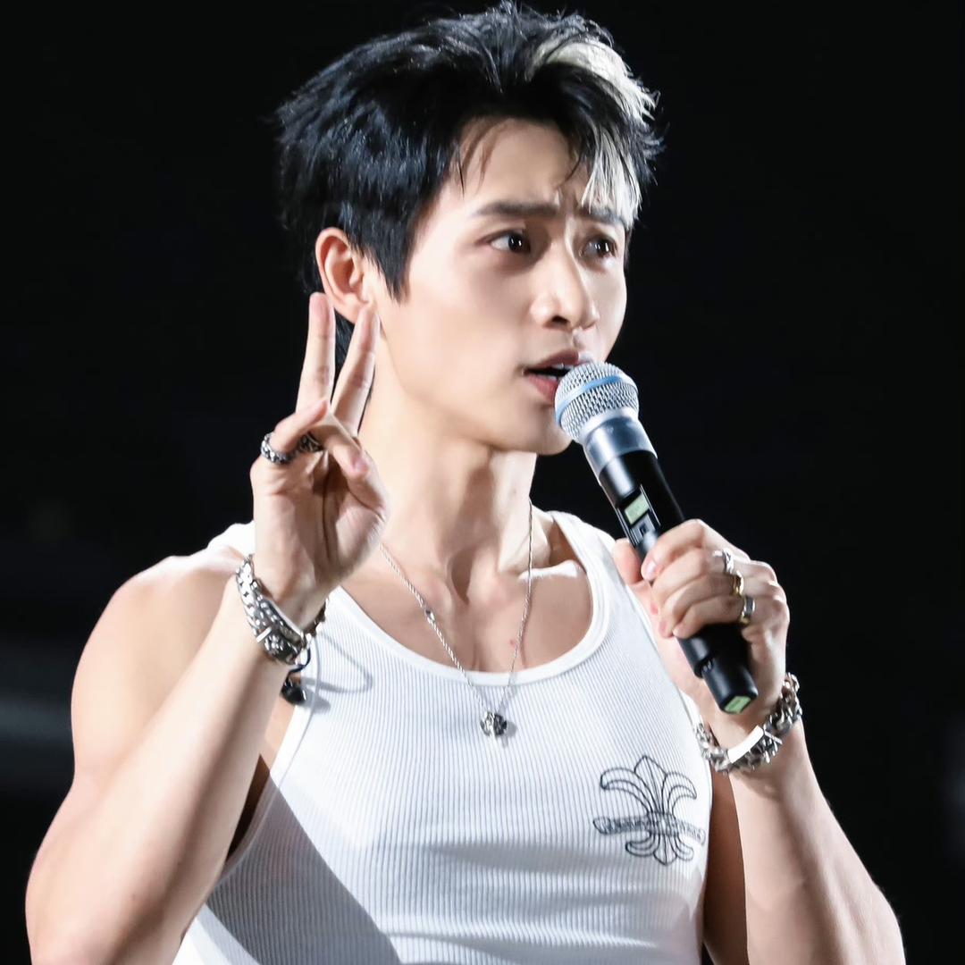 魏晨的私人教练