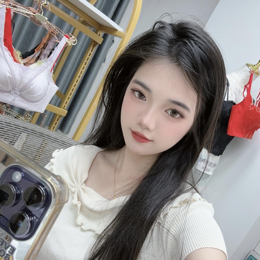 漫倪芳内衣