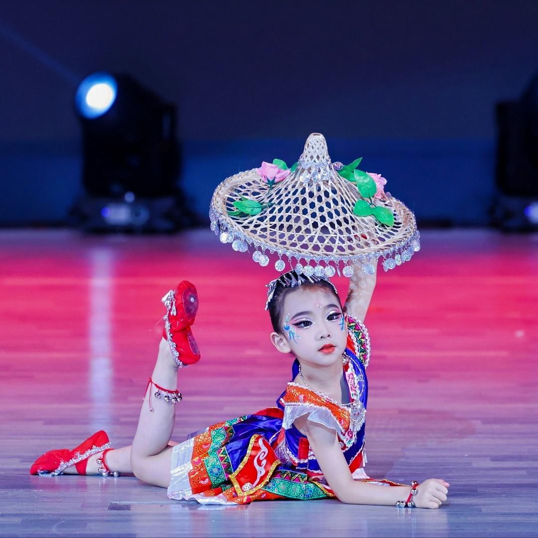 月亮有太阳照着