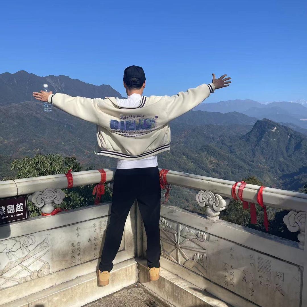 沈美发故事