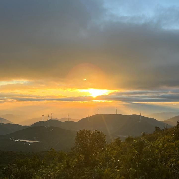 🌈扶墙扶墙哥🌚