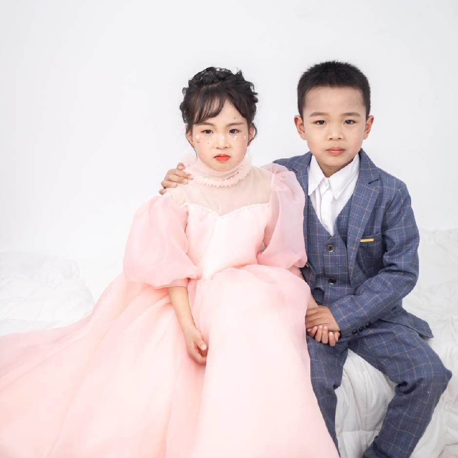 轩哥涵妹（橱窗有好物）