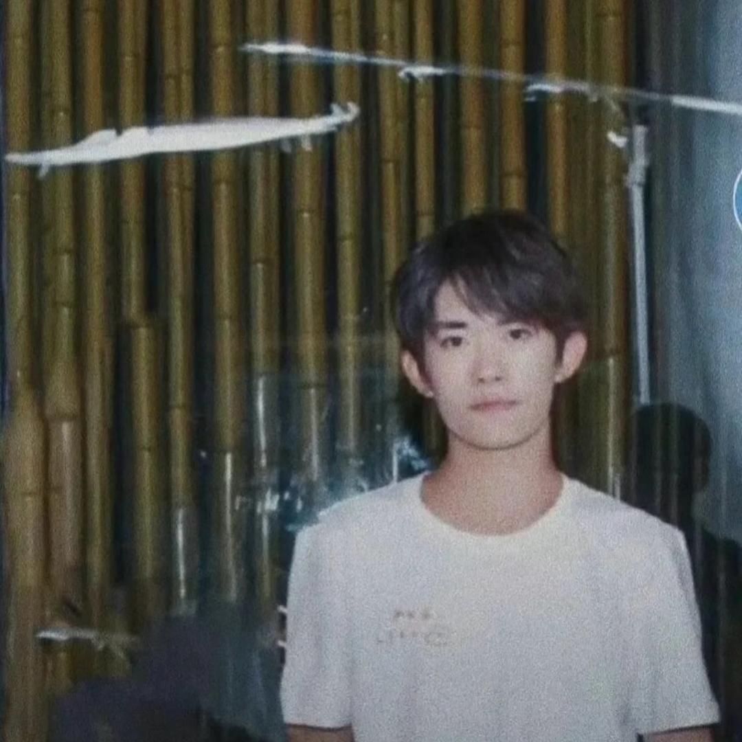 千玺同学（抢到礐嶨去见千玺版）