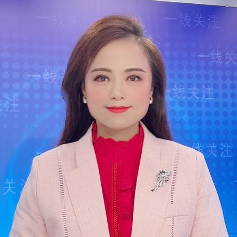 主持人邓柳