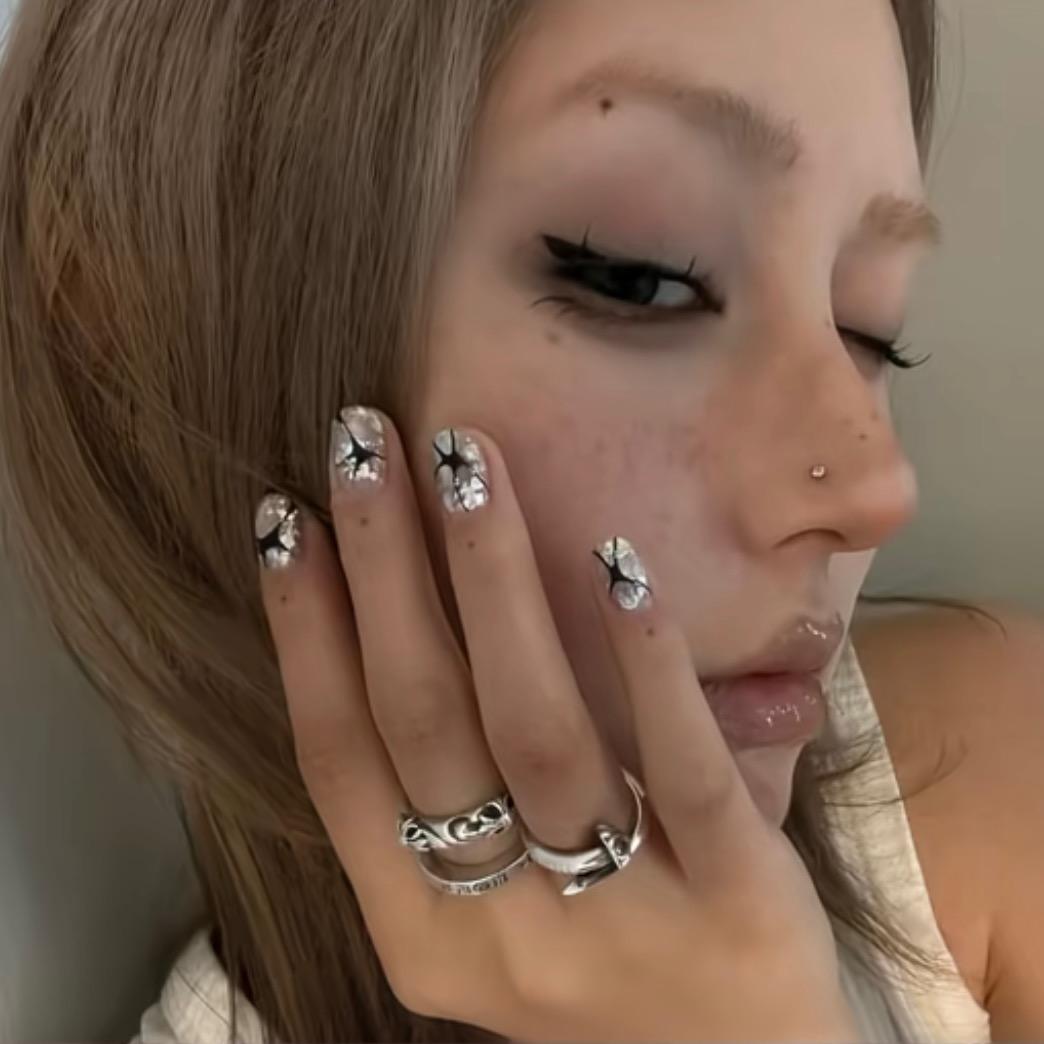 爱嘤嘤斯坦