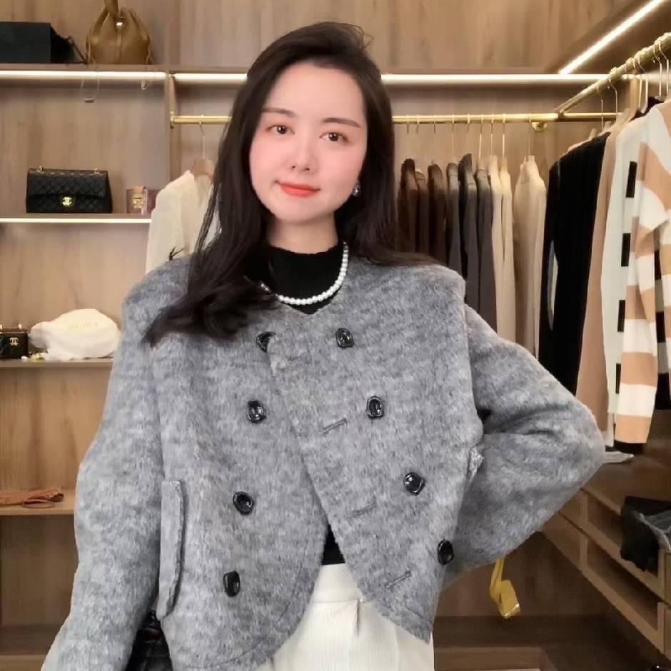 亿越服饰