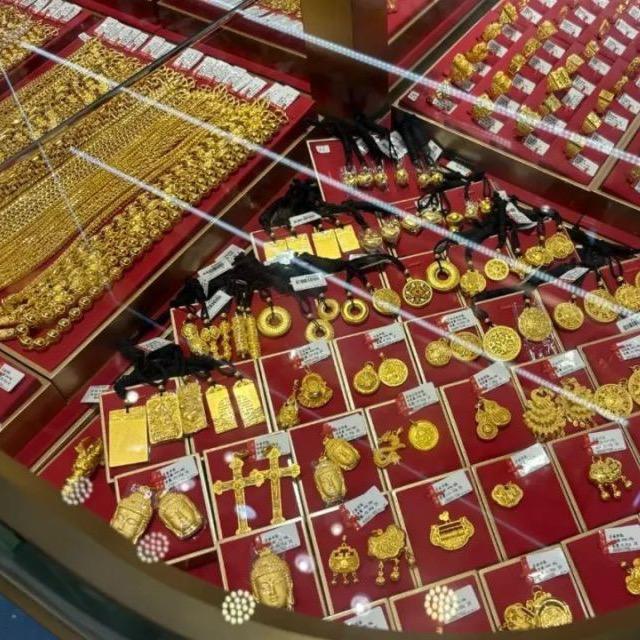 铂钰水贝工厂