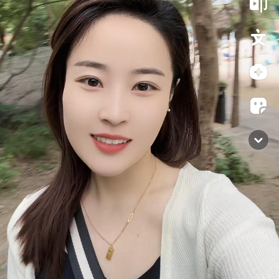 小小小佩奇（光伏水槽厂）