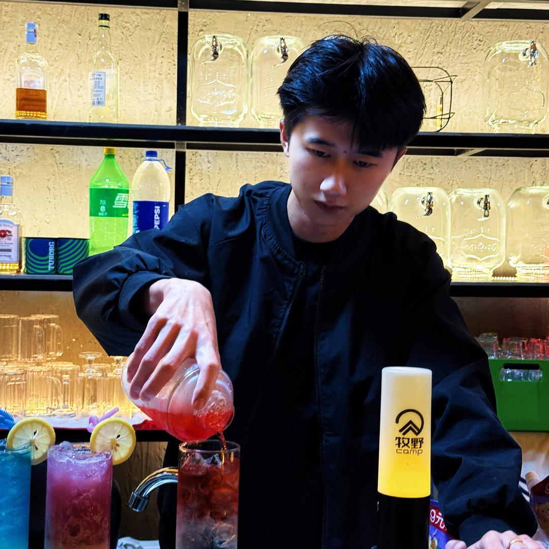 保山酒吧把着帅-小丁