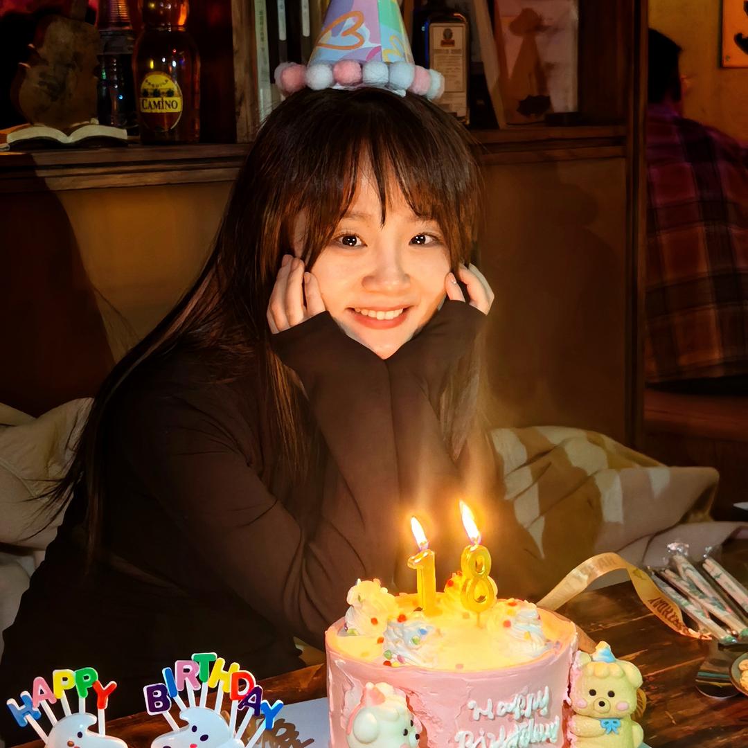 重庆金融杨若妍