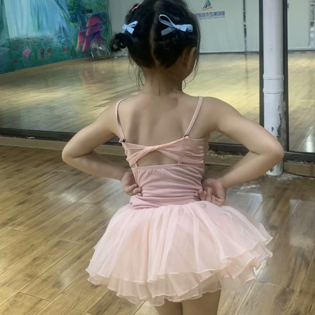 爱跳舞的曼曼🥰