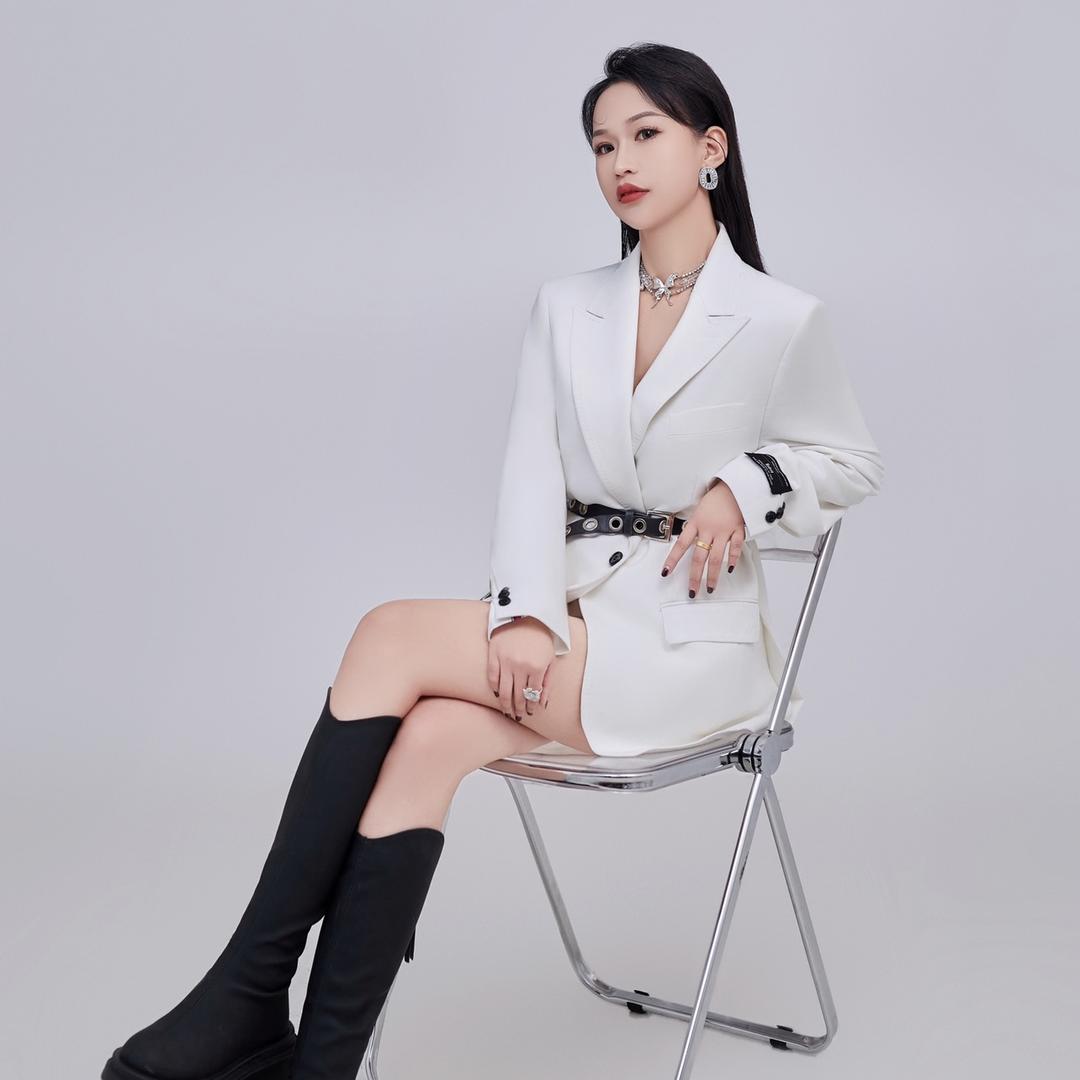 琳妹子👑
