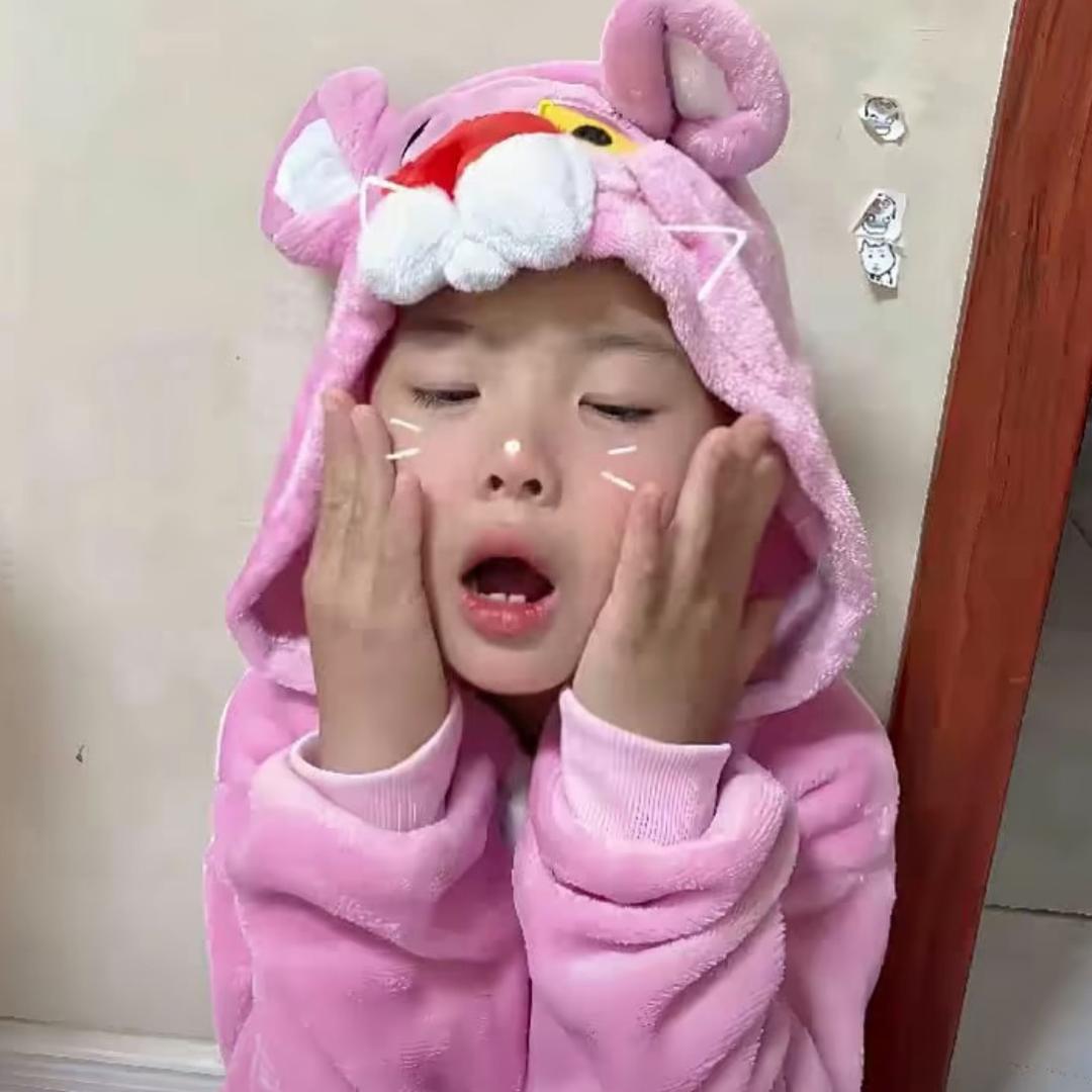 泥怎么呆呆的