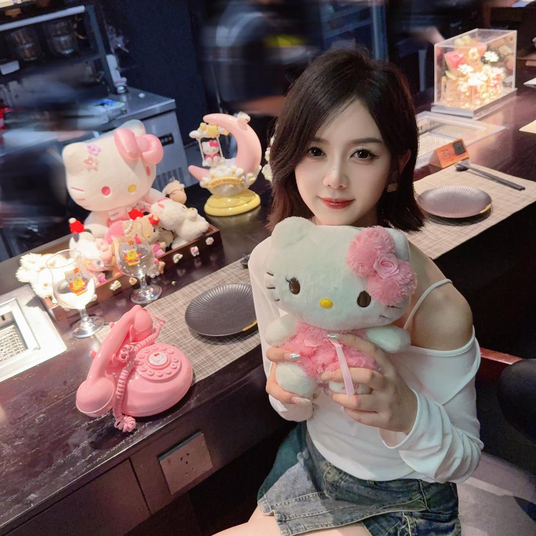 可甜可盐小婧婧