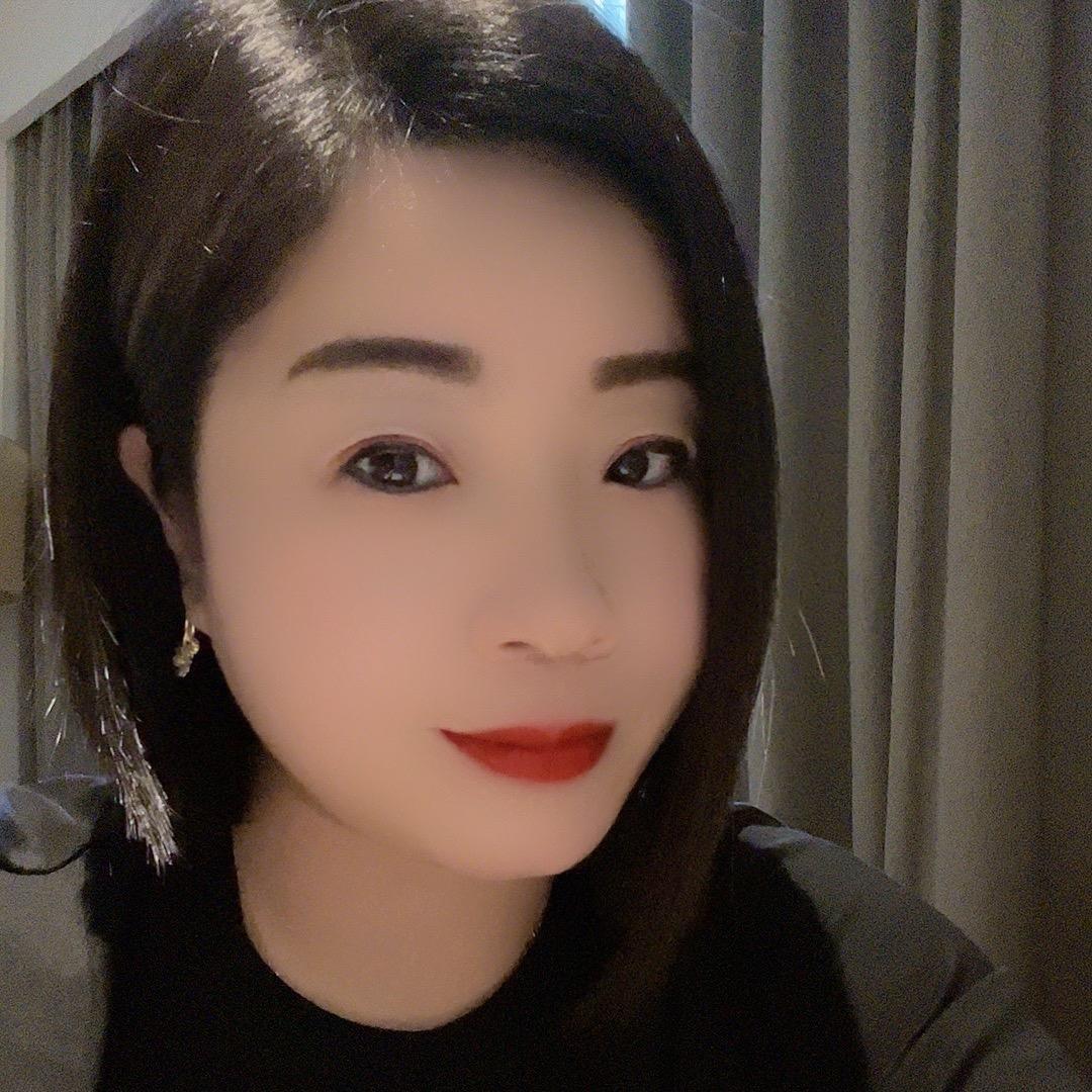 迪拜微笑果栈
