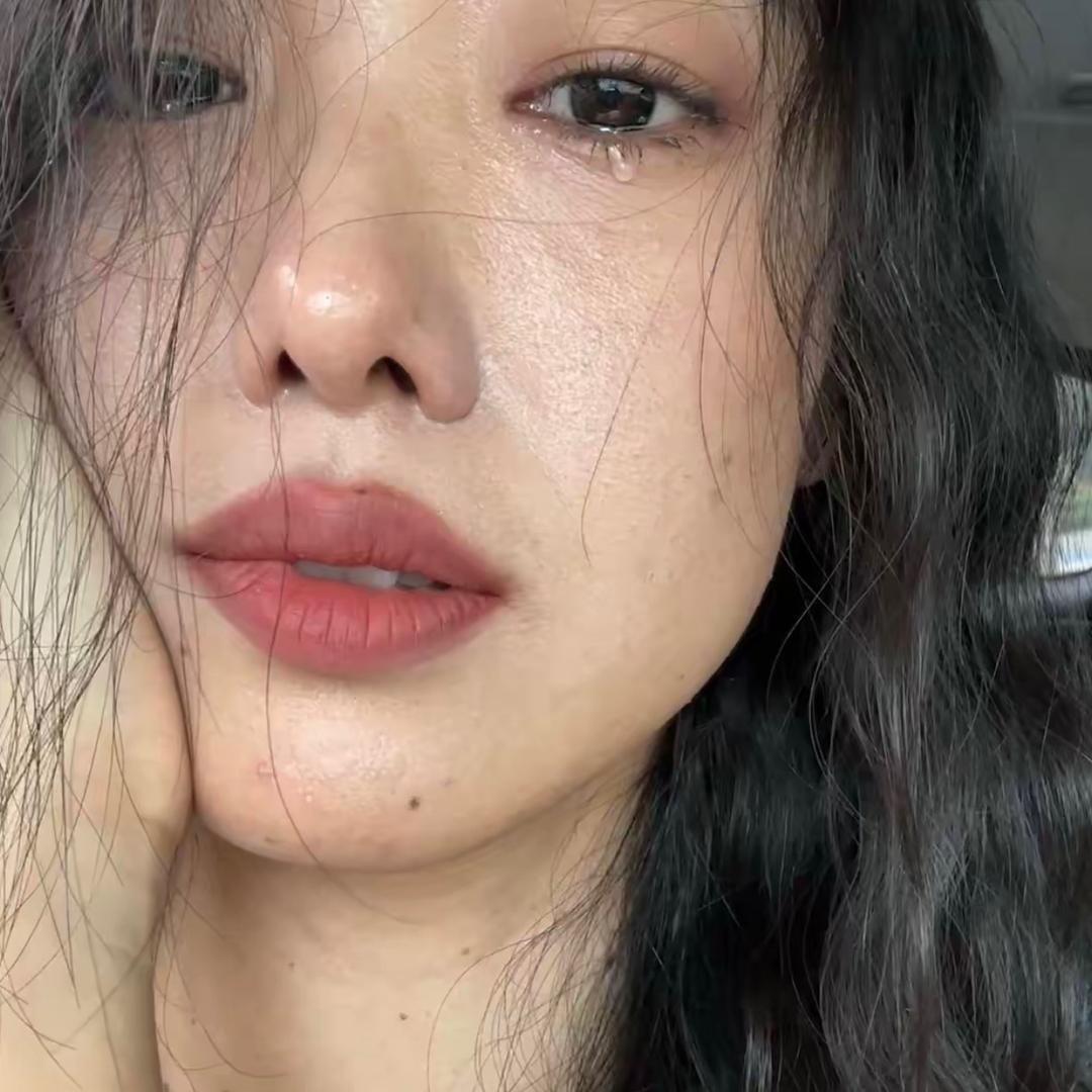 美女不流泪-