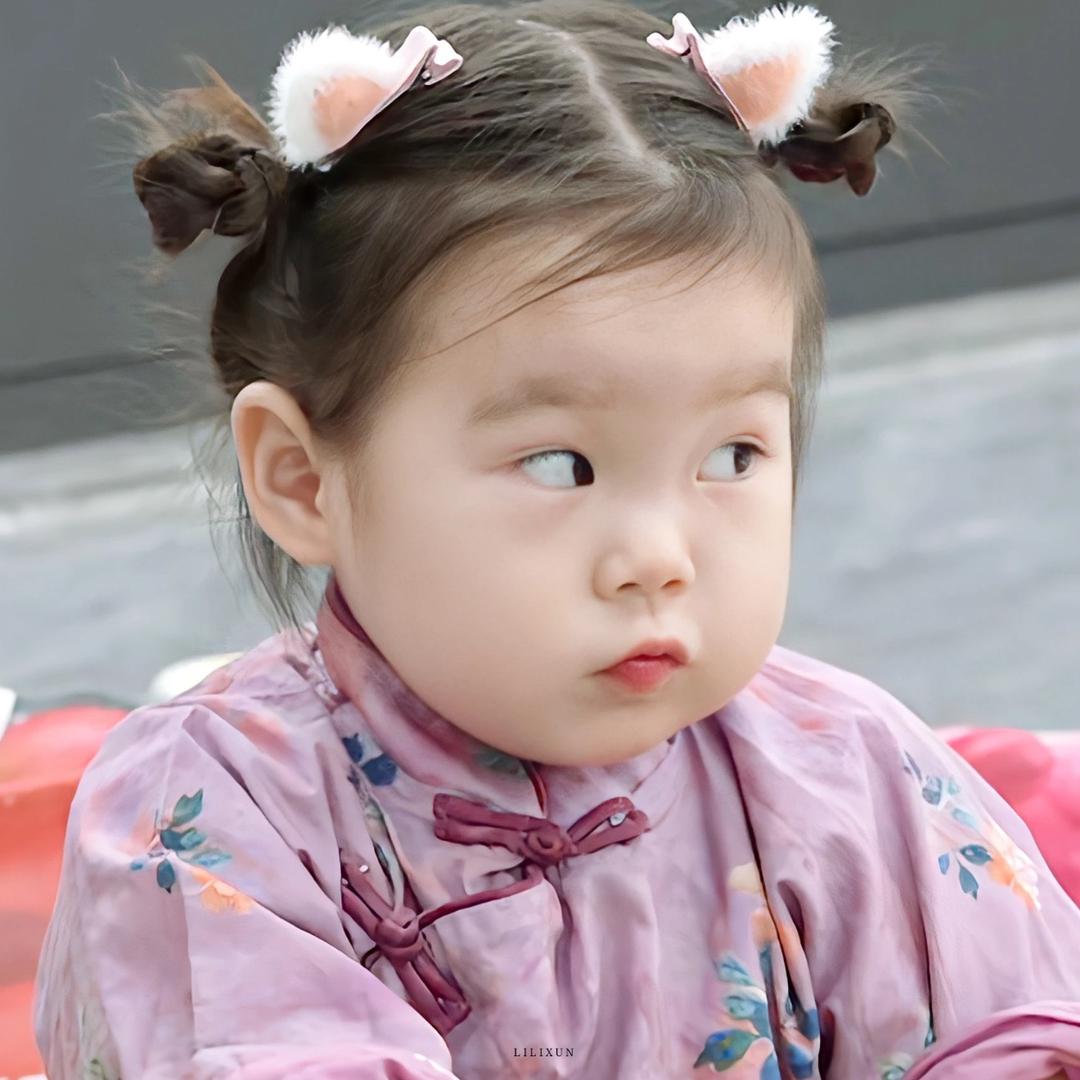 小W