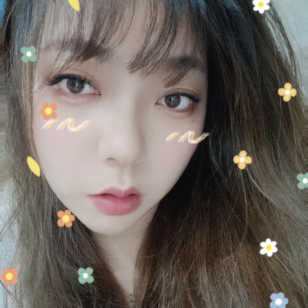 @是蓉小姐呀