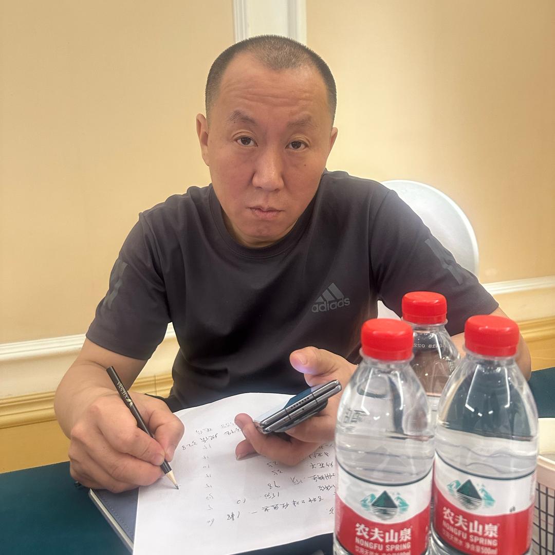 小东北烧烤龙虾(碧桂园店)官方号