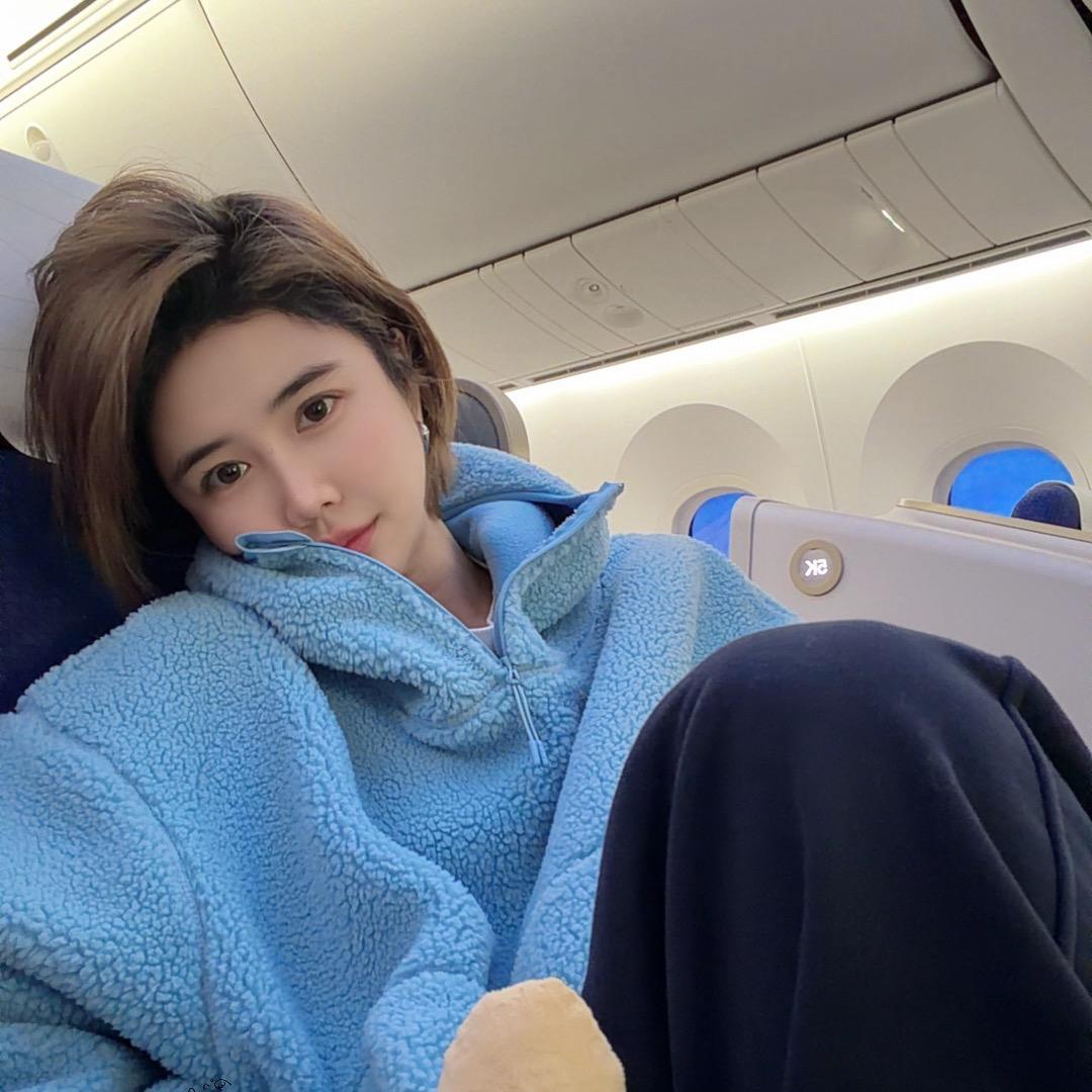 CHENCY｜WANG−萱萱