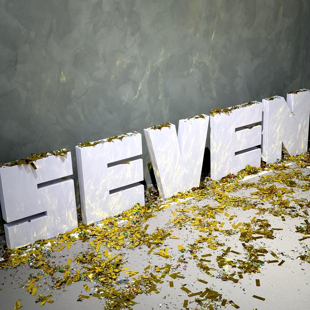 SEVEN DANCE