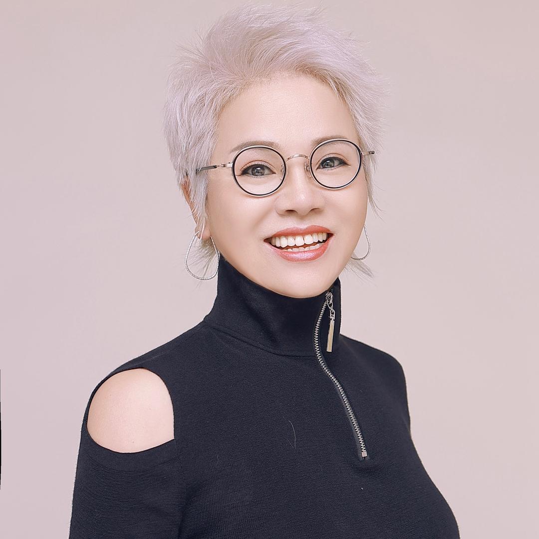 雅中形象定制(金三角店)官方号