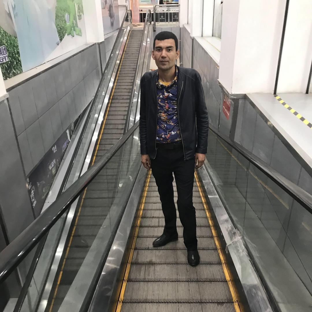 巴楚县艾呢瓦尔手机修理店