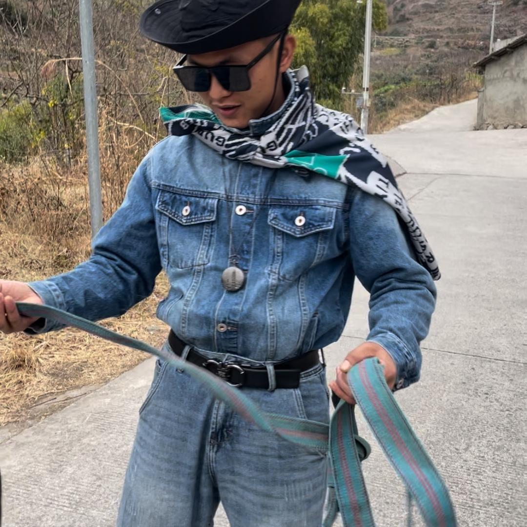 李虫白