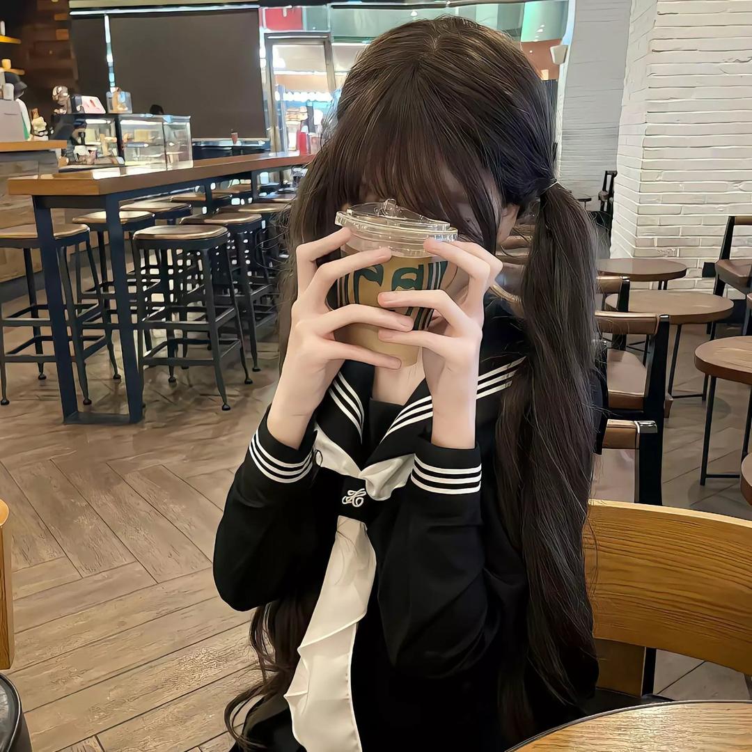 桉稚蹊