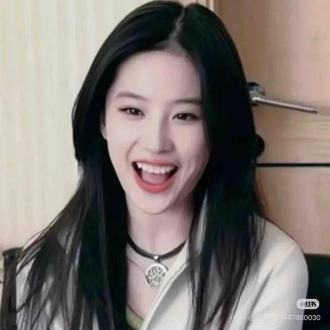 蕞红小鸽子🕊️