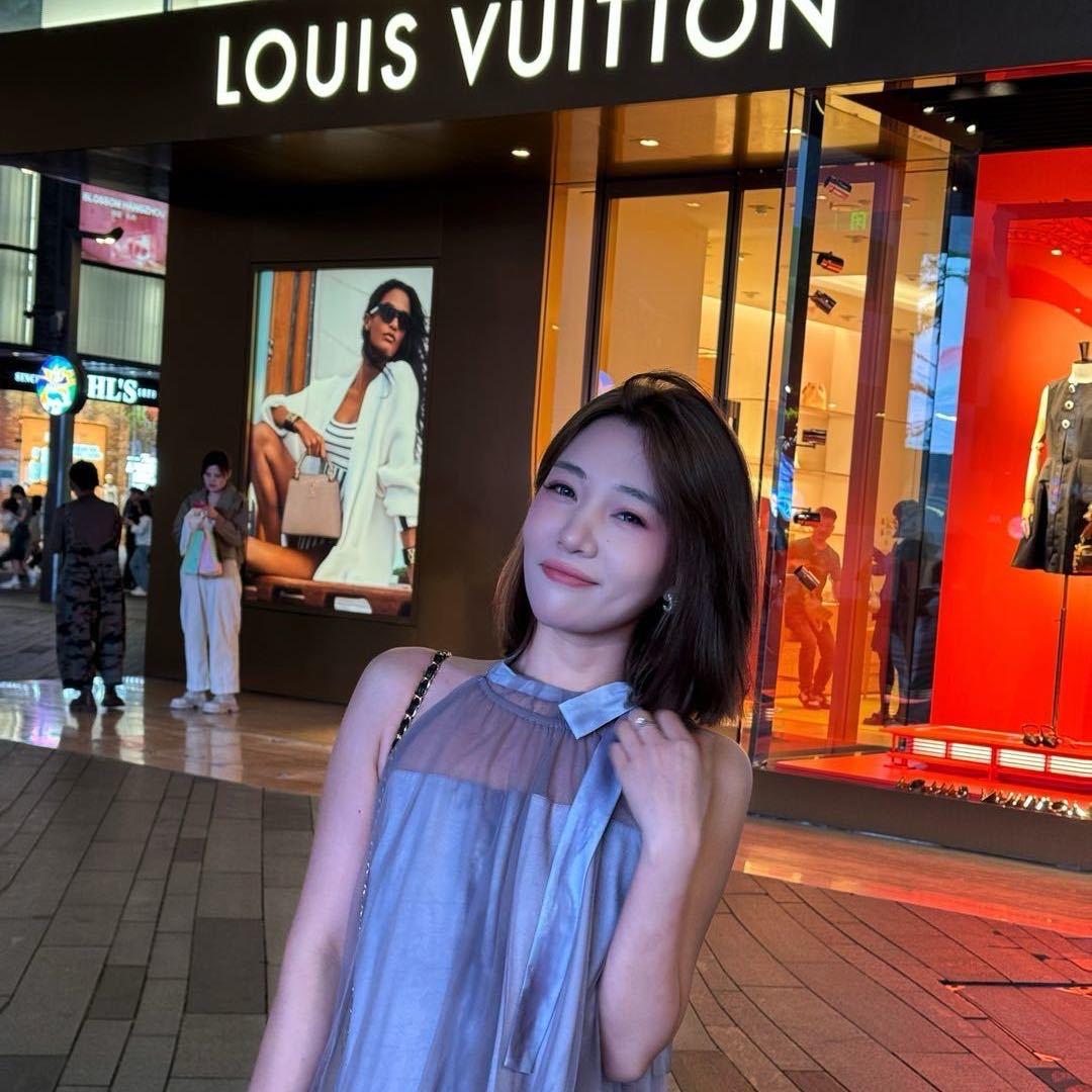 枣庄有时帛然女装
