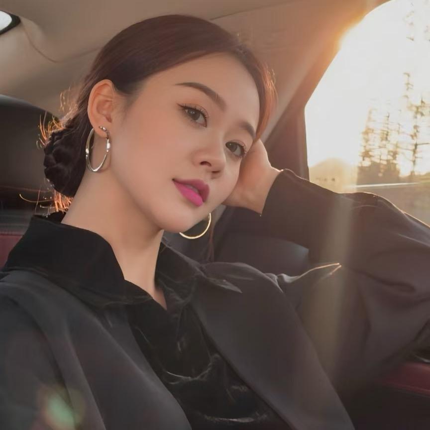 做美女好难