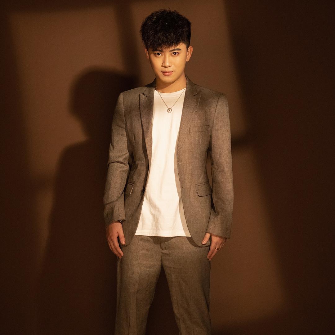 奋斗的小九龙🎤