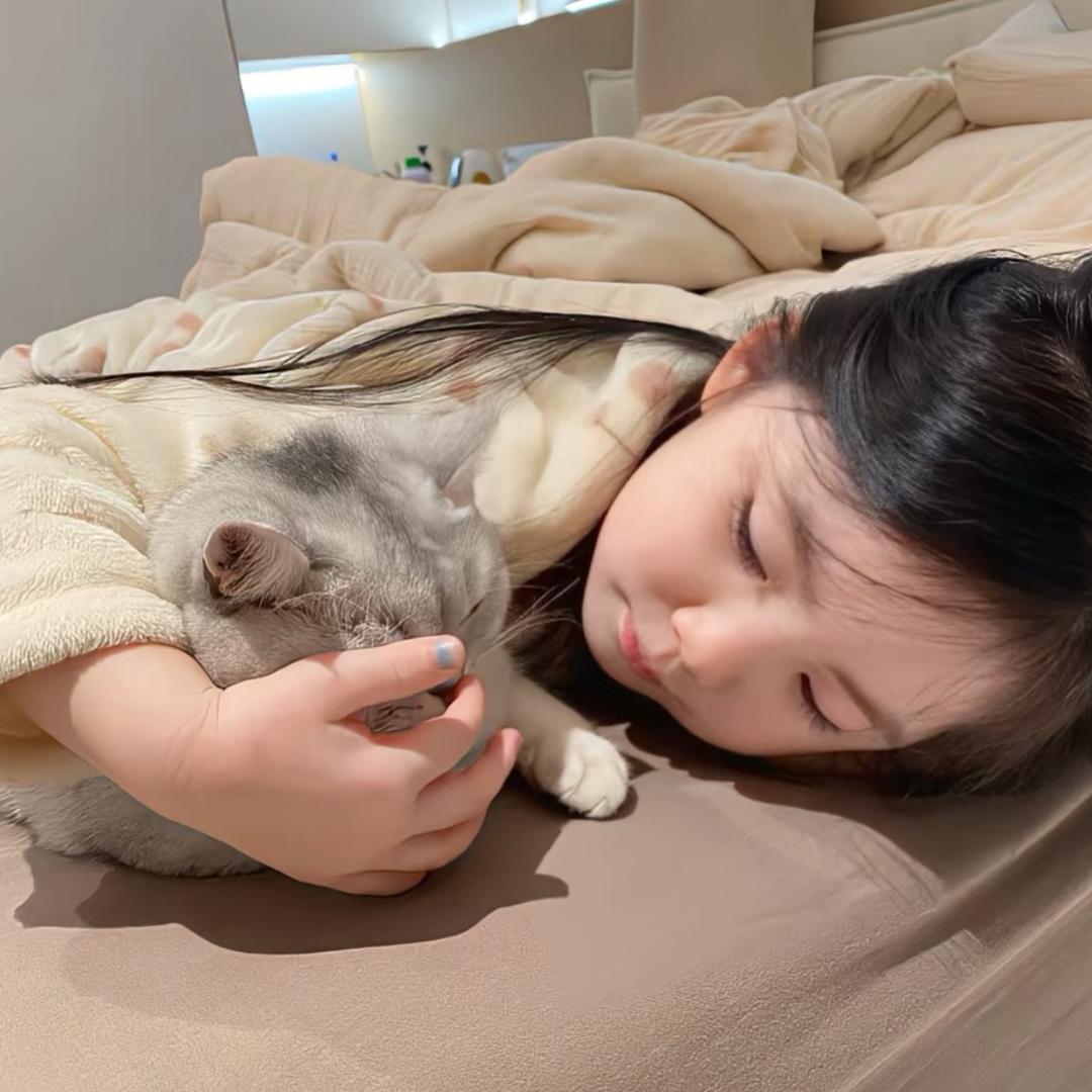 爱嘤嘤嘤斯坦ʕ•̫͡•ʔ