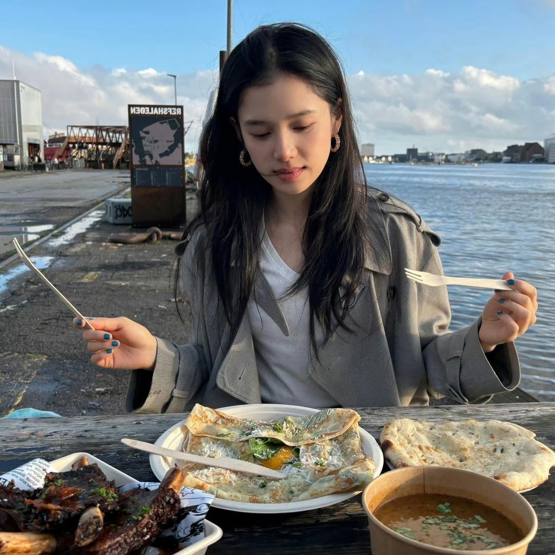 阳光女孩👧