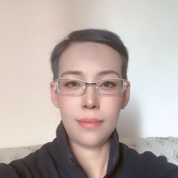 好远莲莲