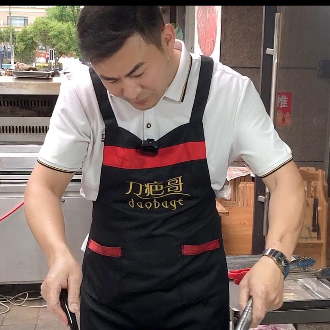成都刀疤哥纸包鱼