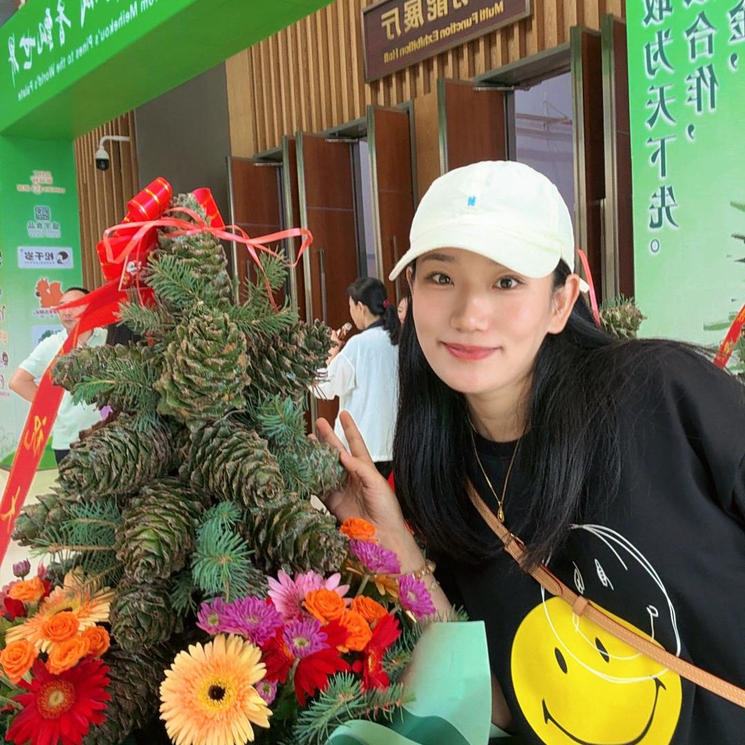 李昭昭现烤坚果
