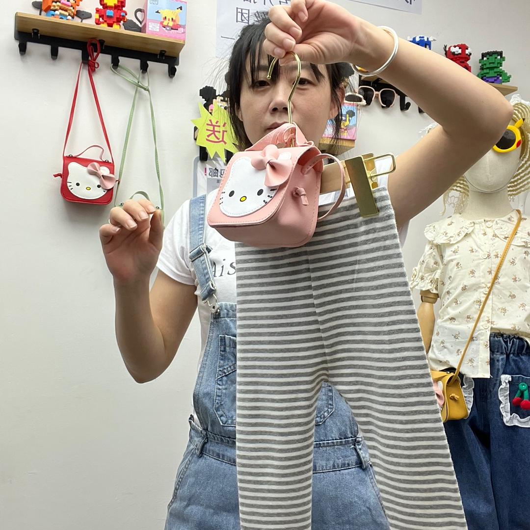 依莲贝贝童装店个体店