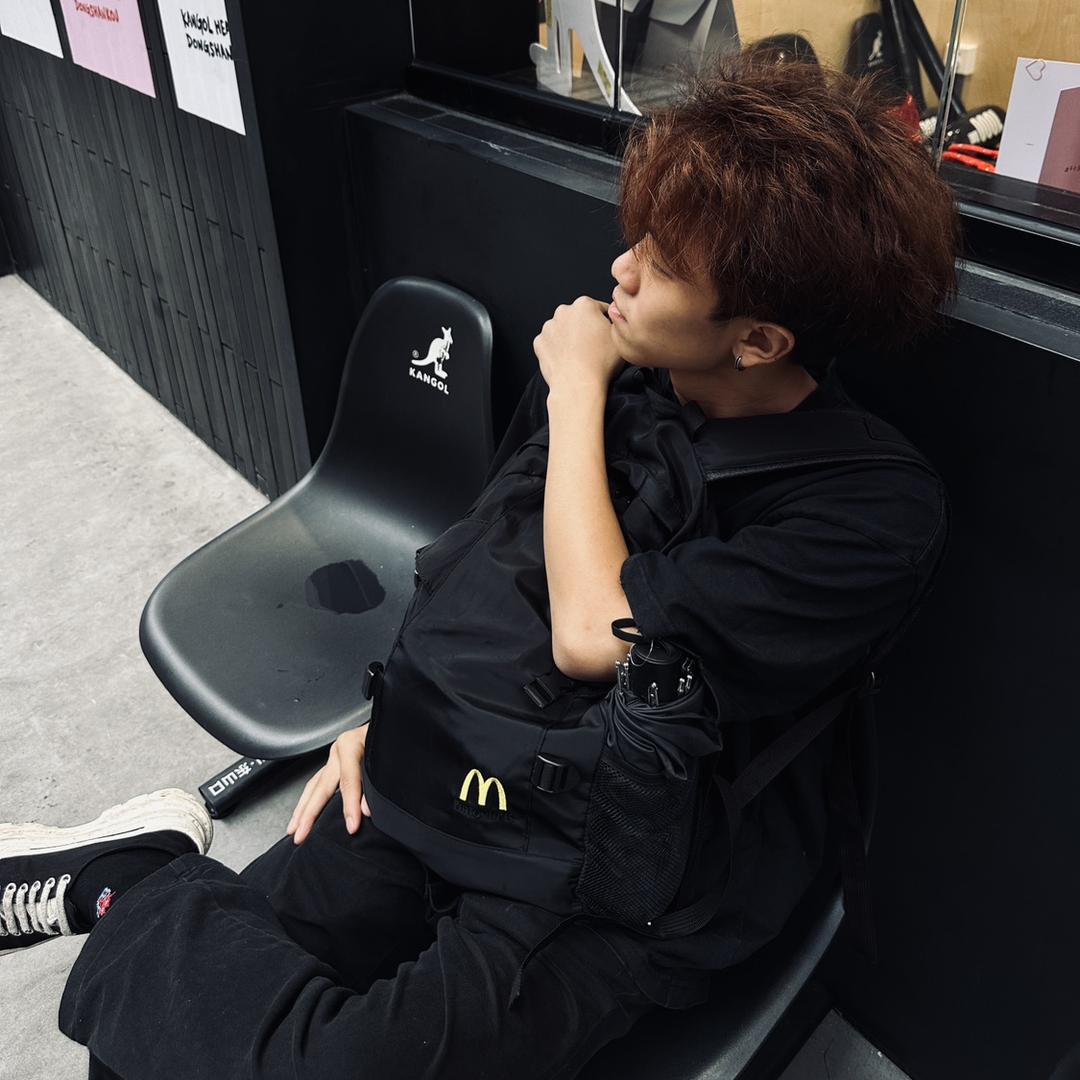 HjL