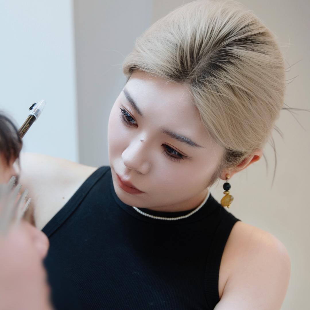 彭老板专业纹绣店