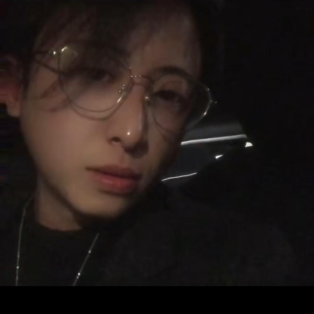 广东新豪宇门窗李