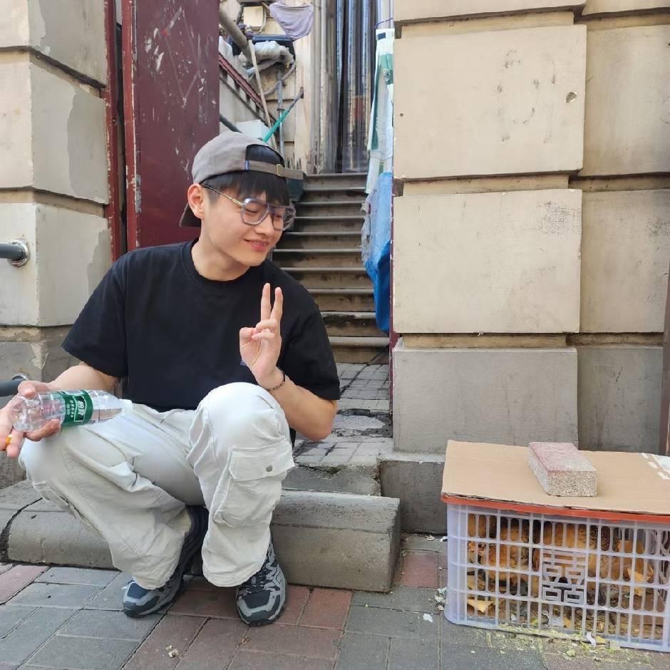 隆冬呛汽车销售商行
