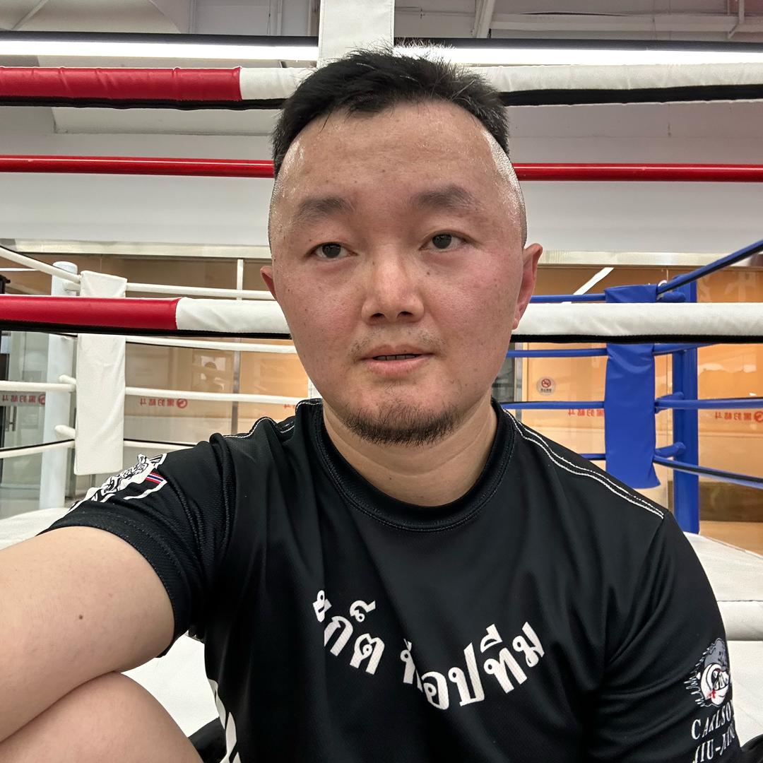 Yi起成长一起看世界