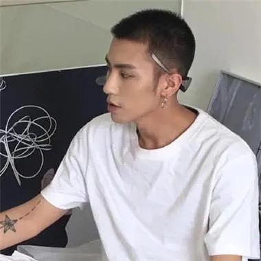 轩轩店长兰州男士发型设计