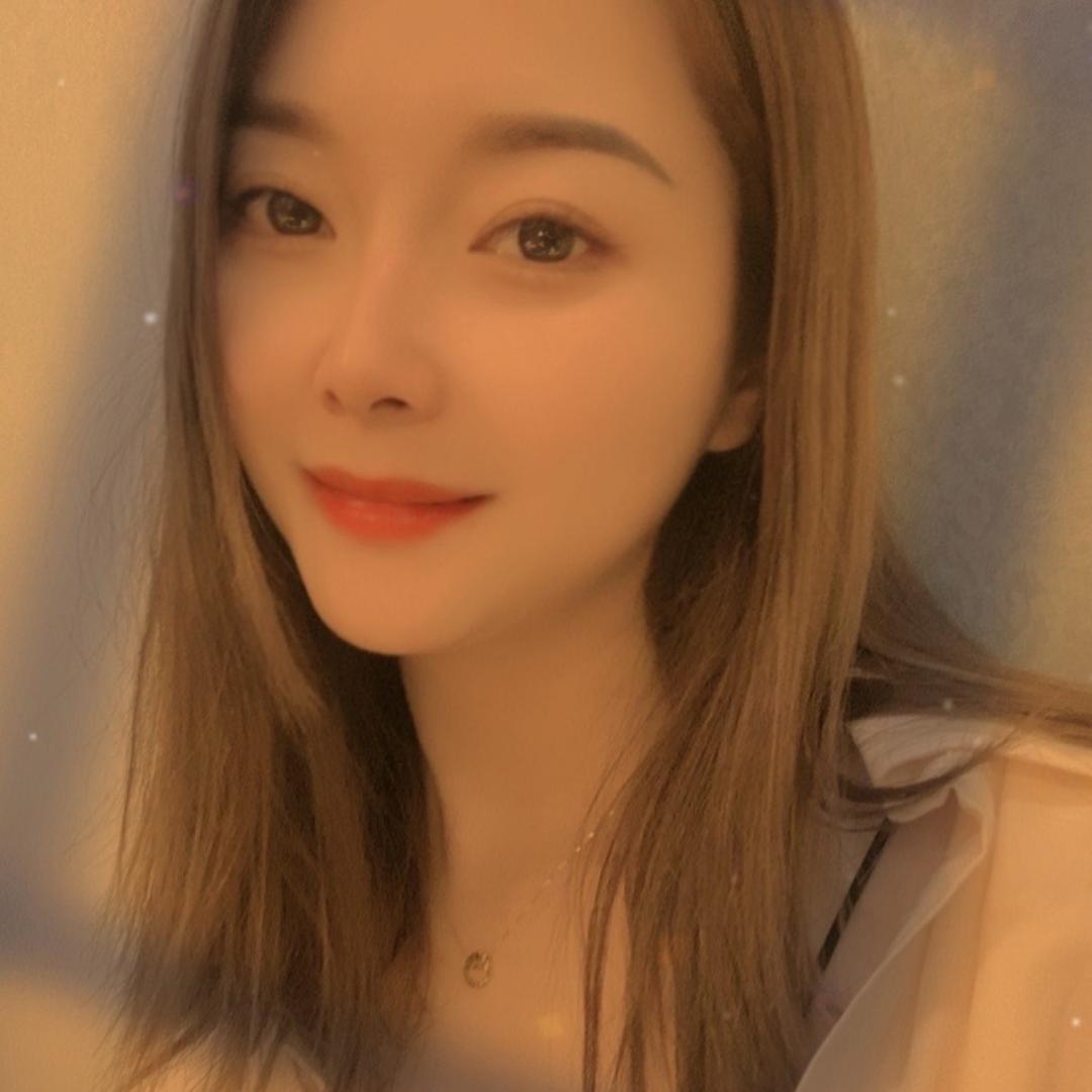 宸菲菲