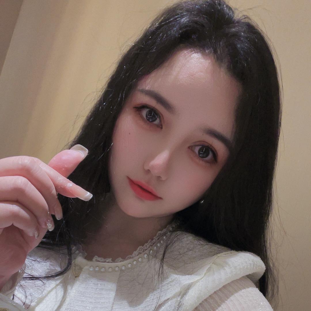 小卡👻
